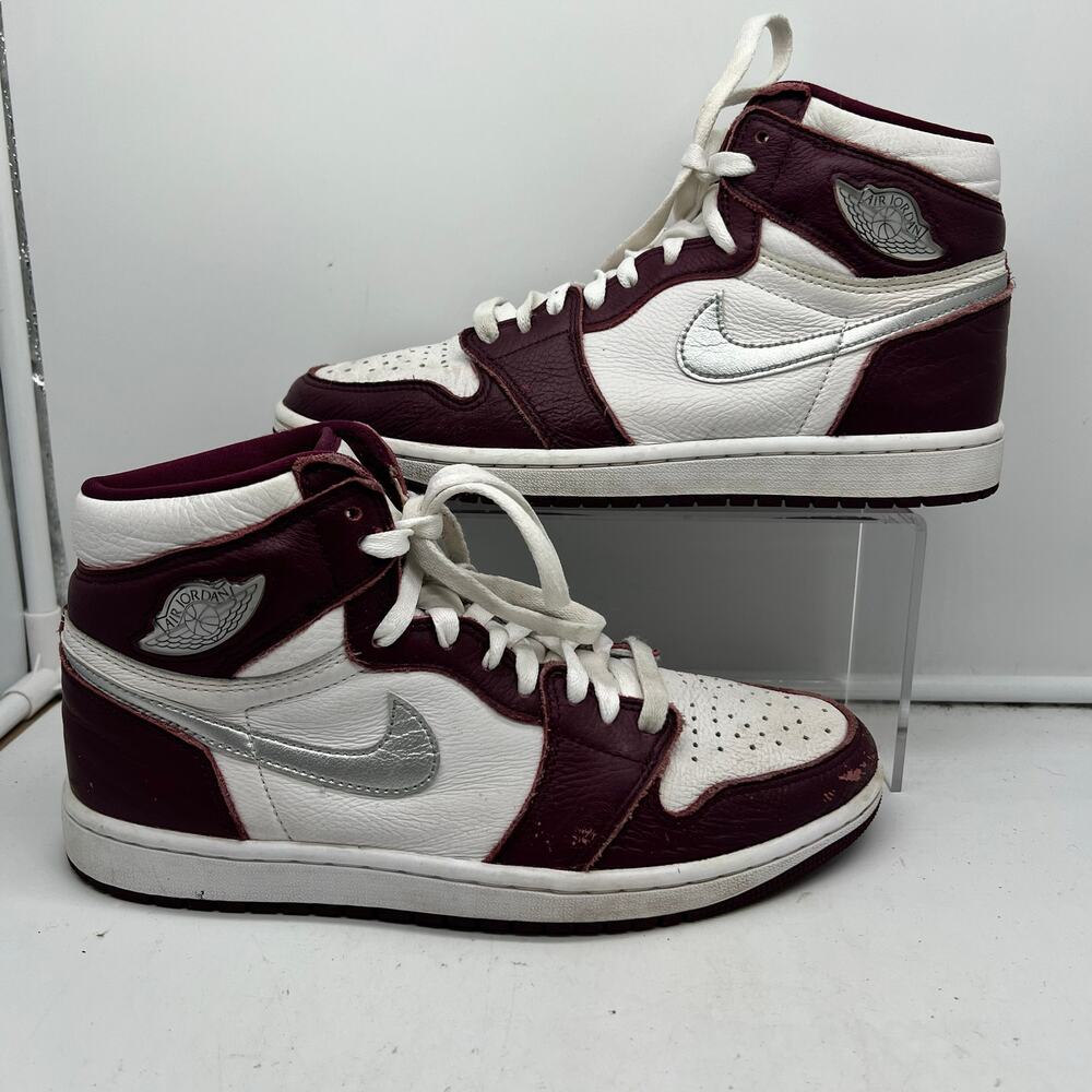 Nike Air Jordan 1 Retro High Shoes Mens 8.5  555088-611 Sneakers Maroon